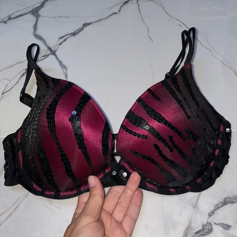 Very Sexy Victoria Secret Sequin Bra💖